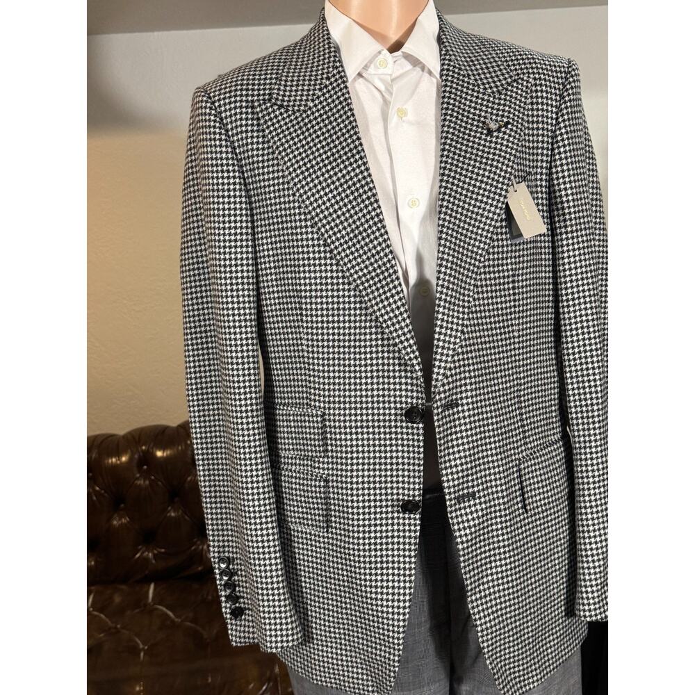 New Tom Ford Peak Lapel Shelton Houndstooth Wool Tweed Suit 48R 38R 33 Trousers - Picture 7 of 16
